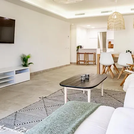 Inf12a- Close To And Old Town Apartment