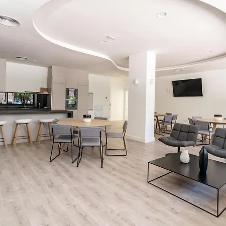 Inf12a- Close To And Old Town Apartment