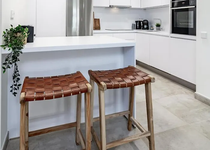 Inf1.2a- Close To And Old Town 公寓 埃斯特波纳