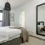 Inf1.2a- Close To And Old Town Appartement