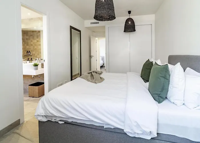 Inf1.2a- Close To And Old Town Appartamento Estepona