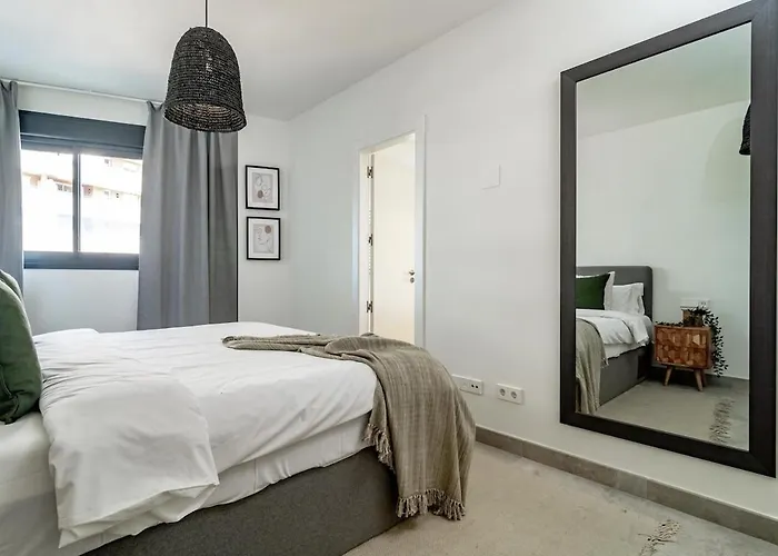 Inf1.2a- Close To And Old Town Appartamento