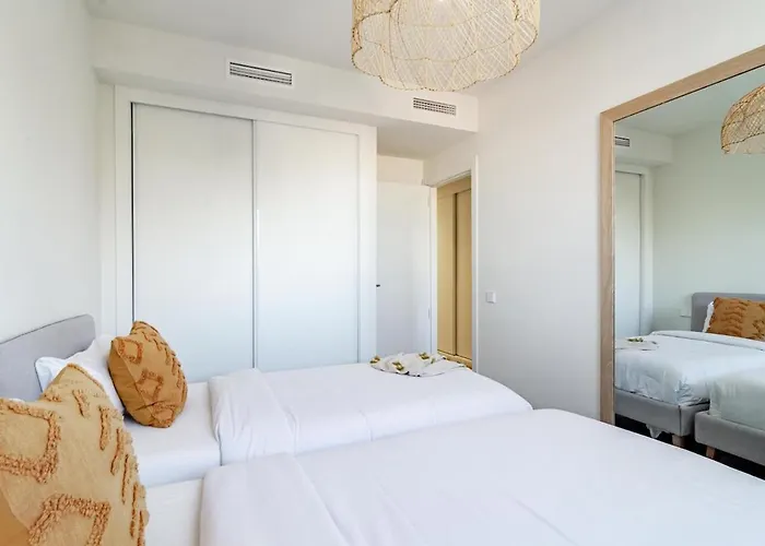 Inf1.2a- Close To And Old Town Estepona