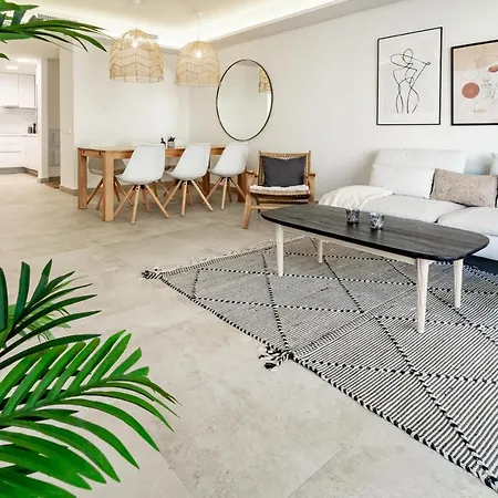 Inf12a- Close To And Old Town Апартаменти Естепона